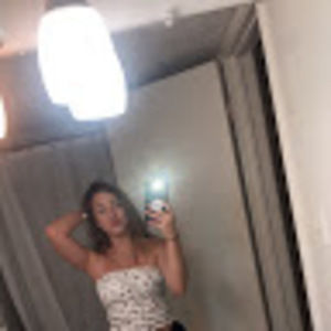 Meet your Posher, Ashleigh